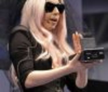 thumb_lady_gaga_009