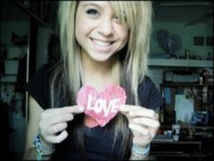 Mmm..Love You - My idol 1 is taylor parks