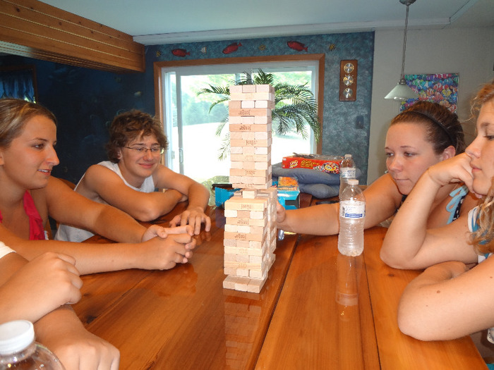 Pool Party and Jenga with friends (27)