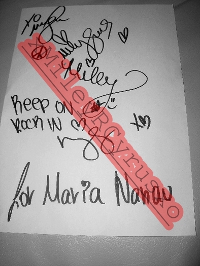 Autograph to Maria N.