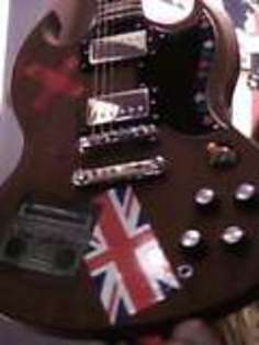 lolly's guitar