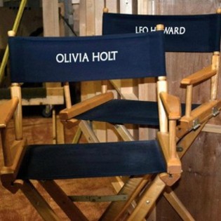 @realoliviaholt @whoisleo their official acting chairs