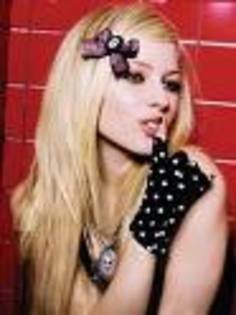 images - Avril Lavigne real