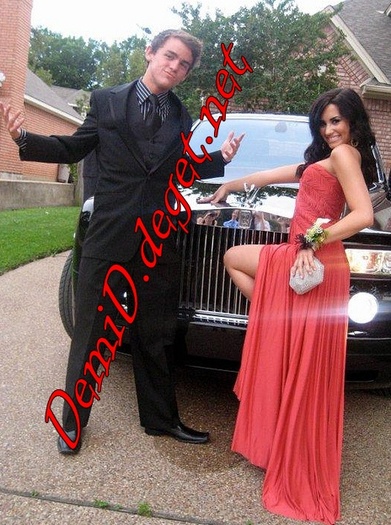 Prom night! Pimpin\' it up with the car!