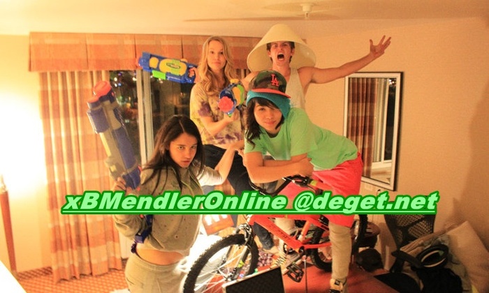 on the set 14 - On the set of Lemonade Mouth