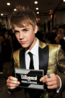 normal_1 - Justin Bieber awards billboard