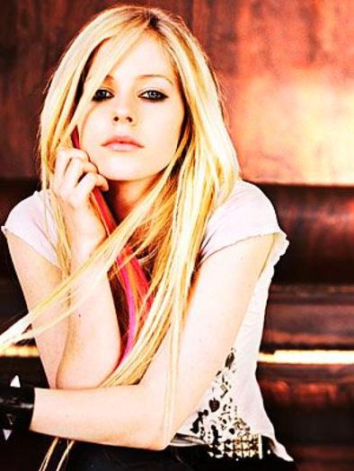 avril-lavigne-wallpaper[1]; oh
