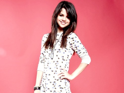Old Photoshoot of Sel .  ♥