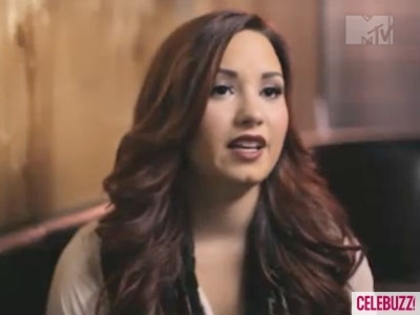 Demi-Lovato-Stay-Strong-Trailer-400x300