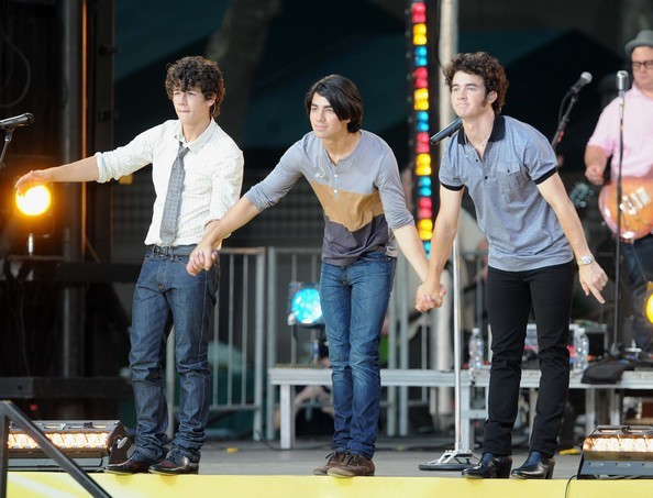 The Jonas Brothers Perform On ABC's Good Morning America (6)