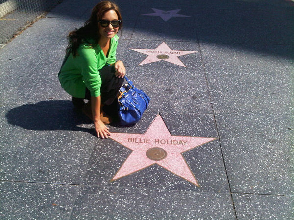 Well, we the cast and I went to the wrong star to pay tribute... But we tried!!! RIP MJ - new twitter pics