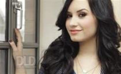 IDZAJRBGEAHEMJCSLHJ - demi lovato