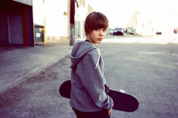 Skateboard_turnaround - Bieber Facts
