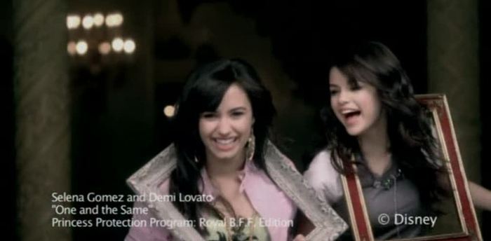 20834285_LJBHYULEC - One And The Same Selelena Gomez And Demi Lovato