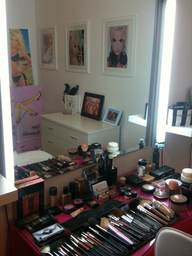 a  photo of my makeup room! Yes this is in my house