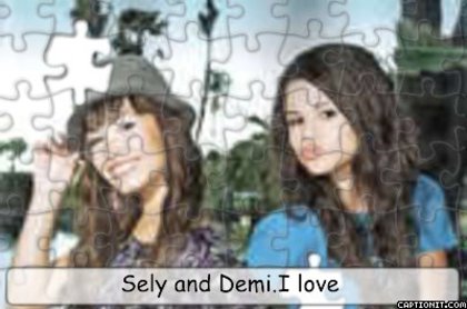 captionit0085752260D31 - sely and Demi nice pictures