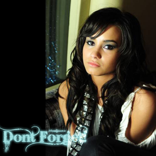 SMSHVNRWYUTCMFXKTPW - Demi Lovato-Sonny