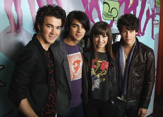 Jonas_96 - Demi Lovato and Jonas Brothers