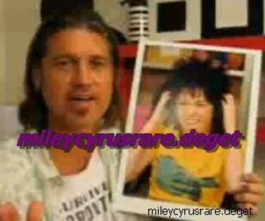 m and miley - a rare pic with miley and her dad
