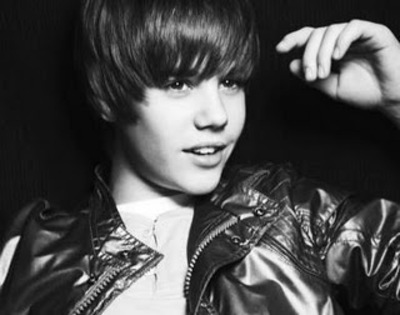 poze cu tunsori Justin Bieber 2011
