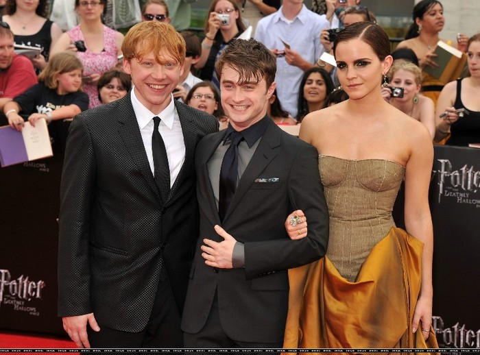 - Harry Potter and Deathly Hallows 2 - (28)