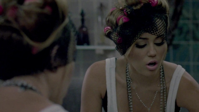 Miley Cyrus - Who Owns My Heart 0343