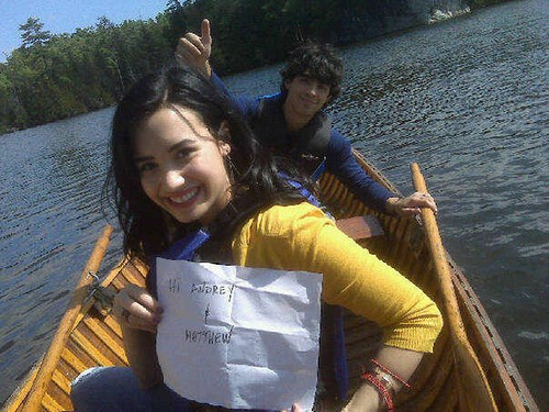 Joe-Demi-behind-the-scenes-of-Camp-Rock-2-the-jonas-brothers-8238086-500-375