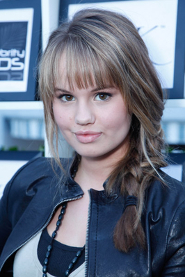 Debby-Ryan-debby-ryan-13102718-266-399