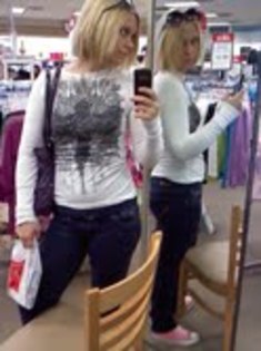 2 kellie; bored while my sister was trying on some cloths!
