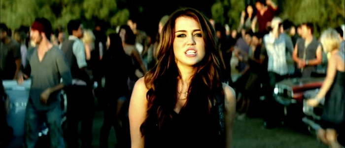 Miley Cyrus - Party In The U.S.A. 089