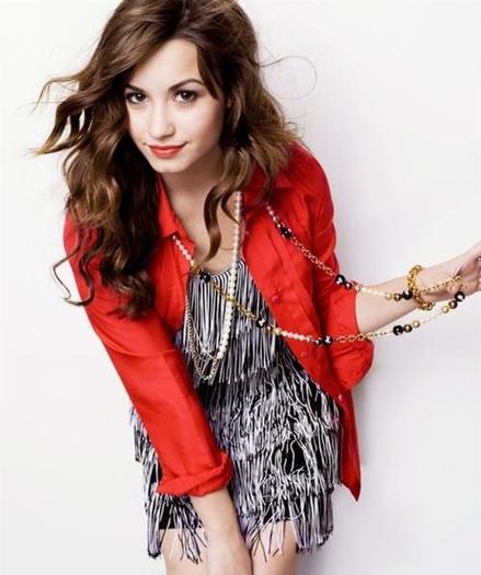 Demi+Lovato+002 - Another Demi Pics