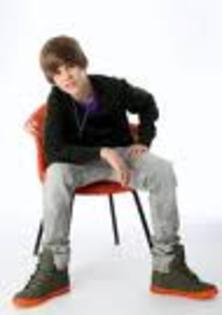 CAEZ05QV - justin bieber MY LIFE