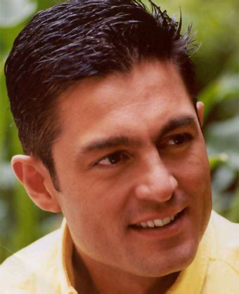 Fernando Colunga