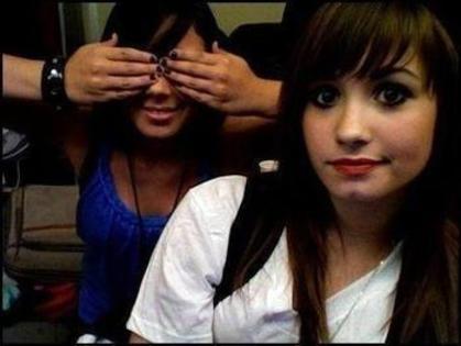1_300895207l - Demi Lovato and Dallas Lovato