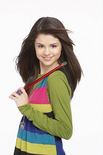 selenagomezfan_com-wowppromos-0034 - Selena0_Gomez0_My0_Idol0_1_0