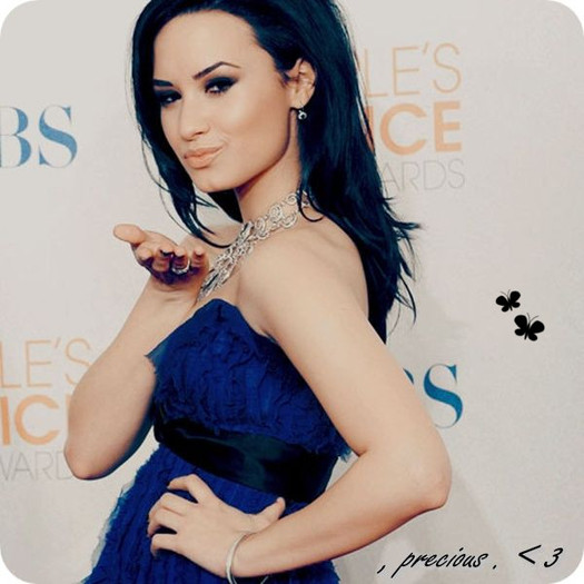 Beautifull - x - Demetria LovatO