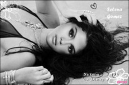 Selly Gomez is my angel (606) - Some pics with Selly