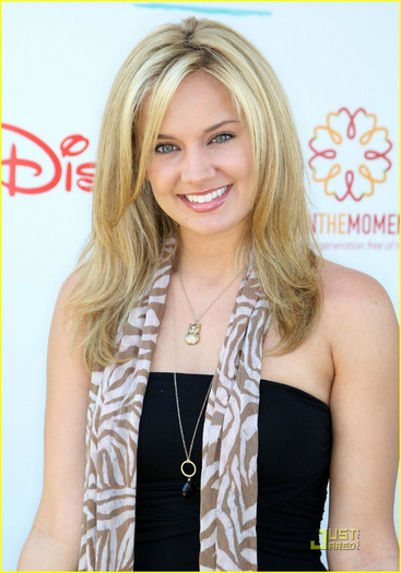 tiffany-thornton-time-heroes-03 - Tiffany Dawn Thornton-Very nice girl