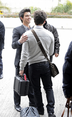 Jonas Brothers at the LAX Airport (11)