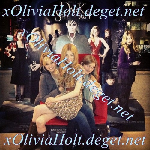 Olivia - Holt - Rare - Photo - 037