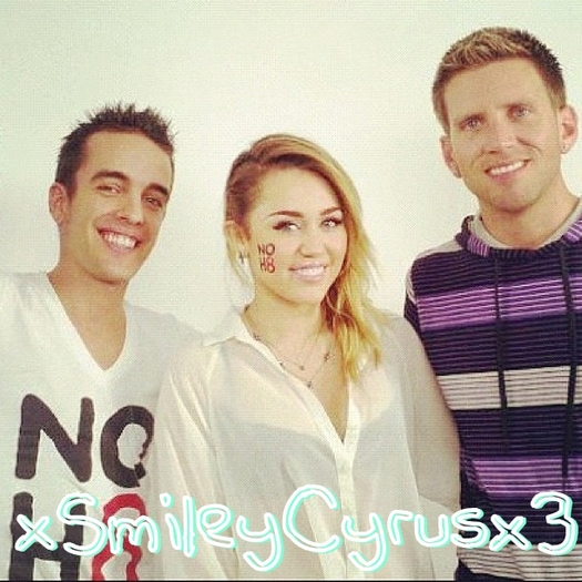 Private - Pics - Of - Miley . ♥