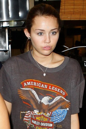 miley_cyrus_1288978346