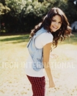 Selly Gomez is my angel (849) - Some pics with Selena