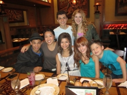 Spending the day at Disney World with Shake it Up Cast_4