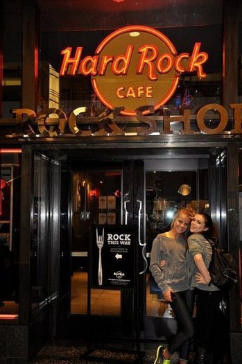 Hard Rock Cafe. yuummm - LA BABYYY