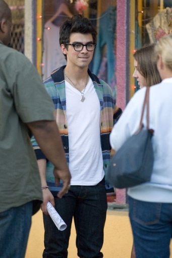 normal_08 - JB-out on the set of JONAS 3