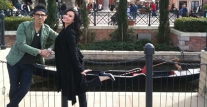 luv this pic<3 - JOE and DEMI-Epcot s Celebration of Volunteerism