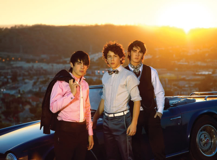 608 - Jonas Brothers