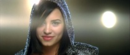 demi l rememebr decem (32) - I am back