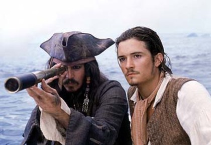 depp_bloom_pirates_telescope